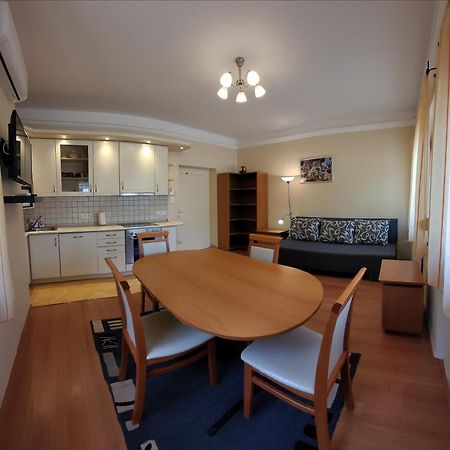 Ferienwohnung Frank Apartmanhaz Balatonboglár Exterior foto