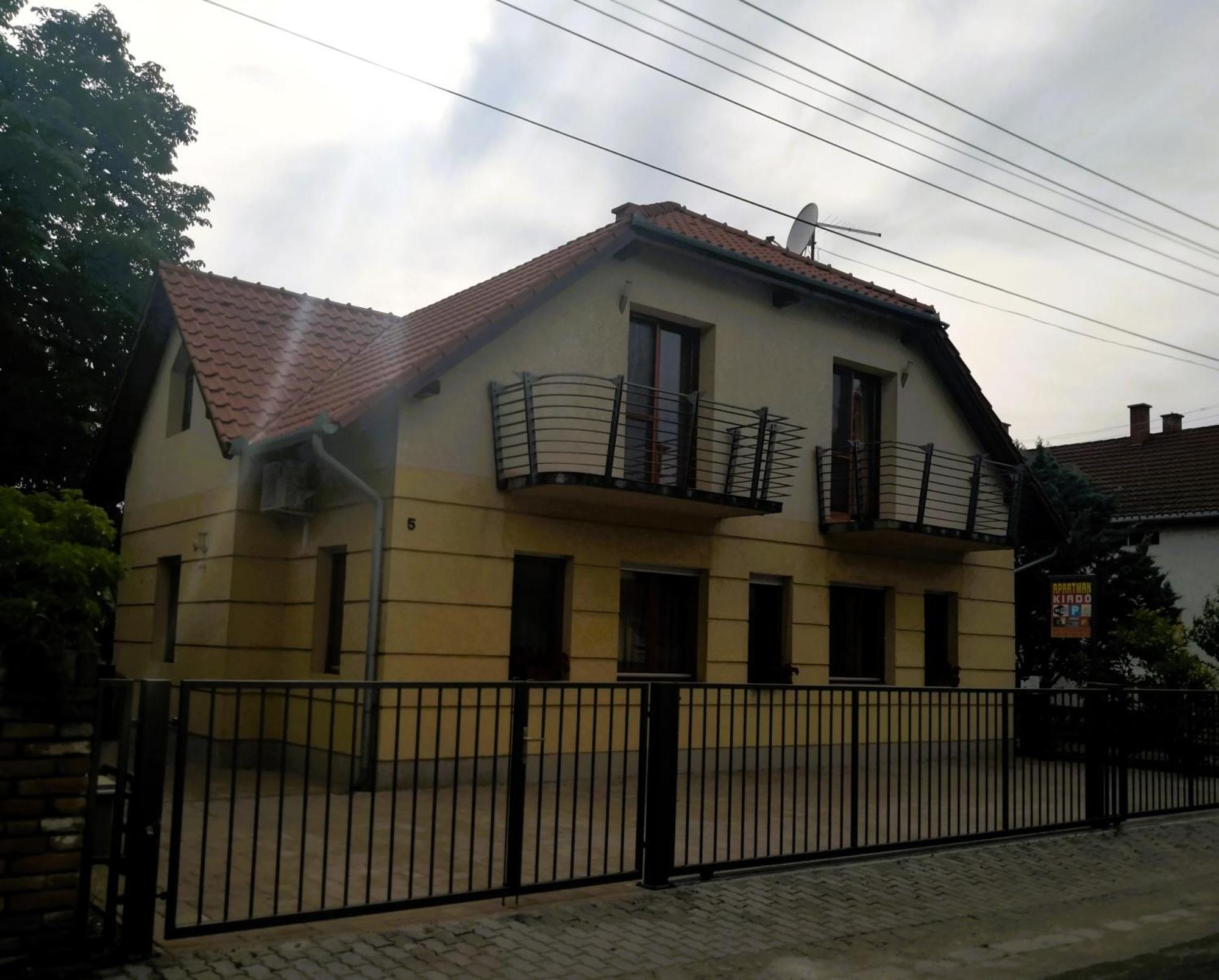 Ferienwohnung Frank Apartmanhaz Balatonboglár Exterior foto